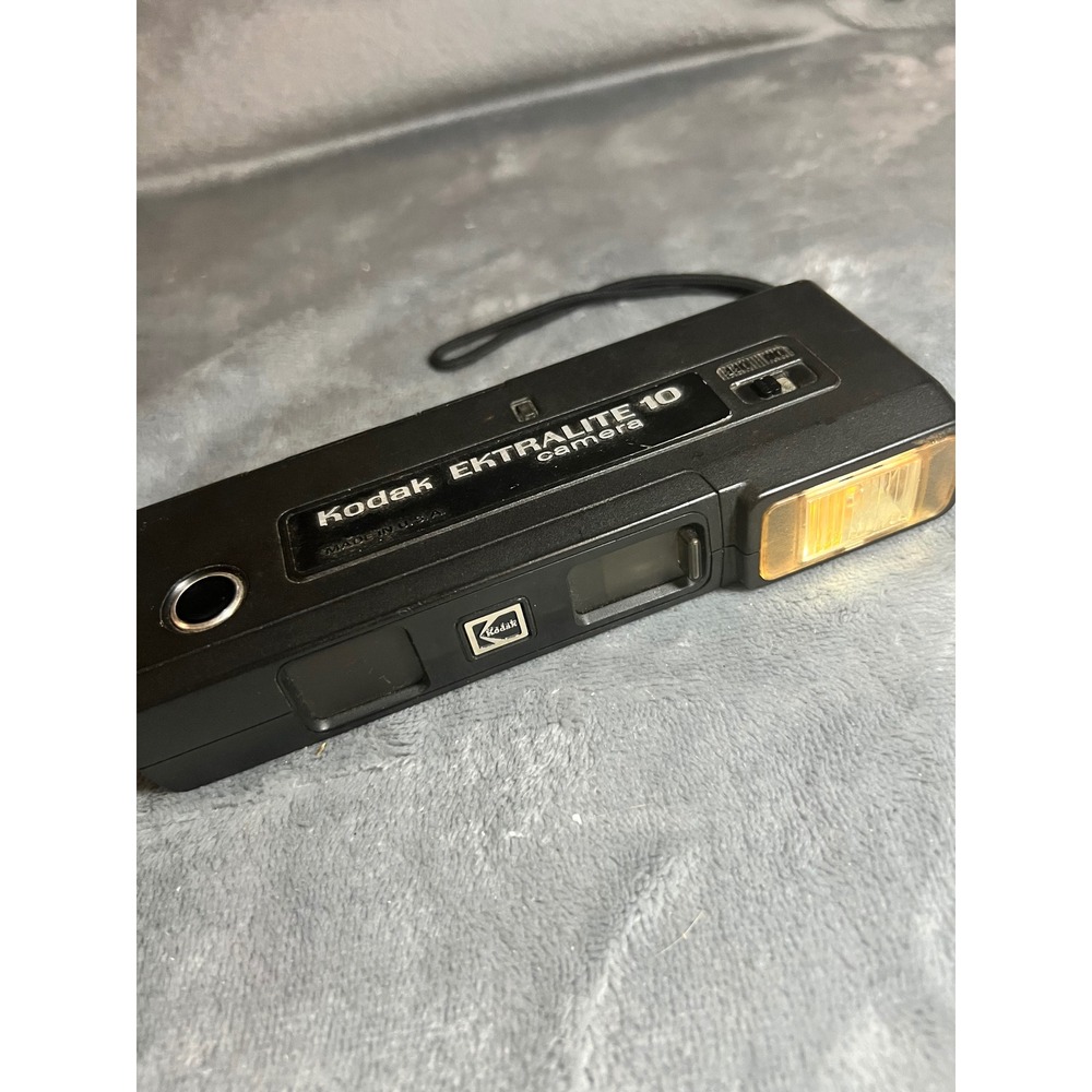 Kodak EktraLite 10 Camera 35mm‎ Point and Shoot Retro Photography Untested